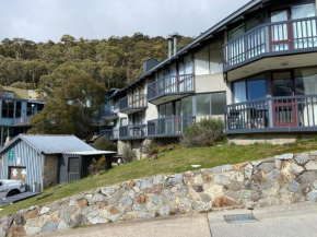 Sitzmark 1, Thredbo Village